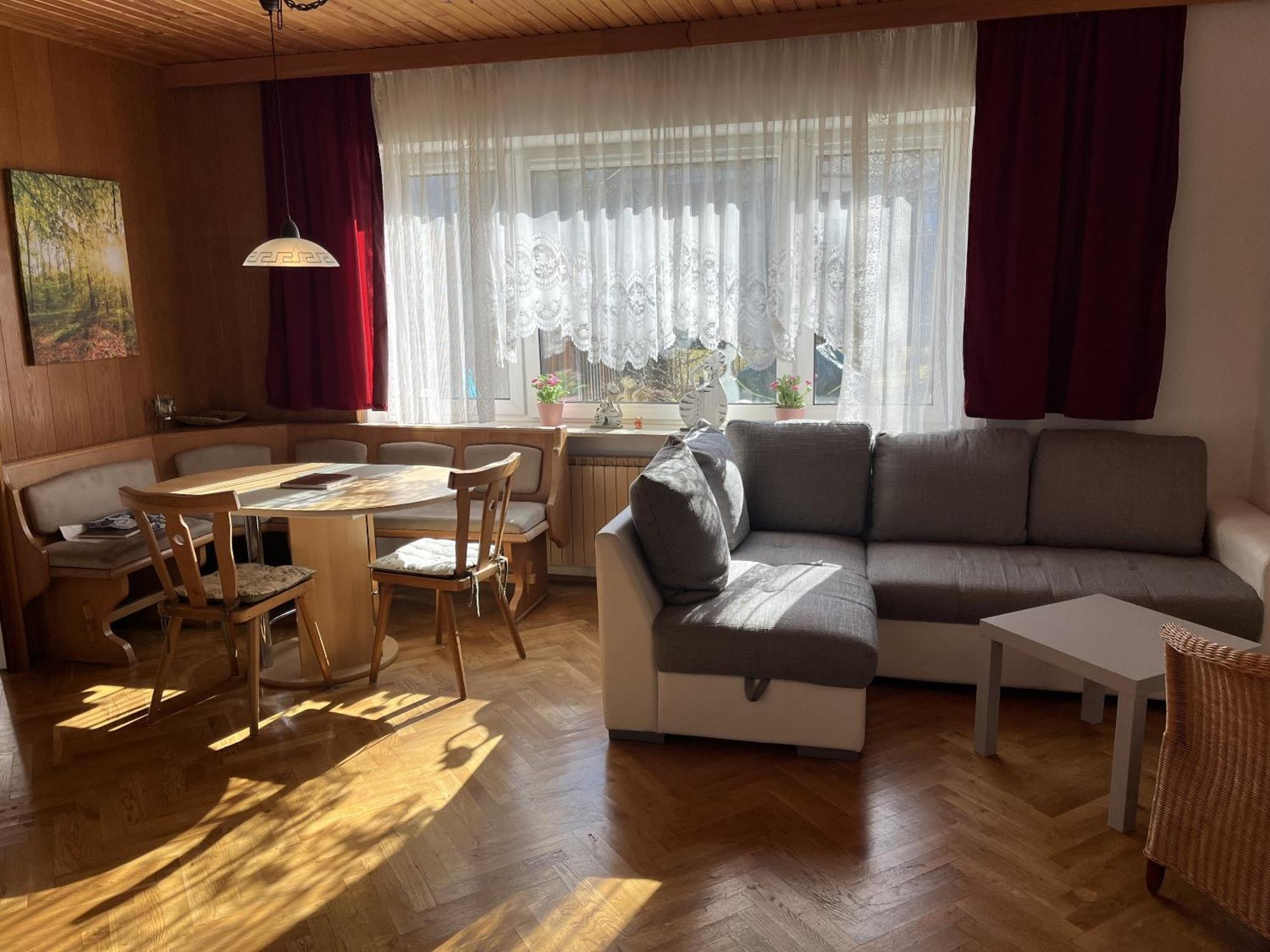 Apartments Am Kirchkogel "Laendliche Entspannung Im Herzen Der Steiermark" Pernegg an der Mur Ruang foto